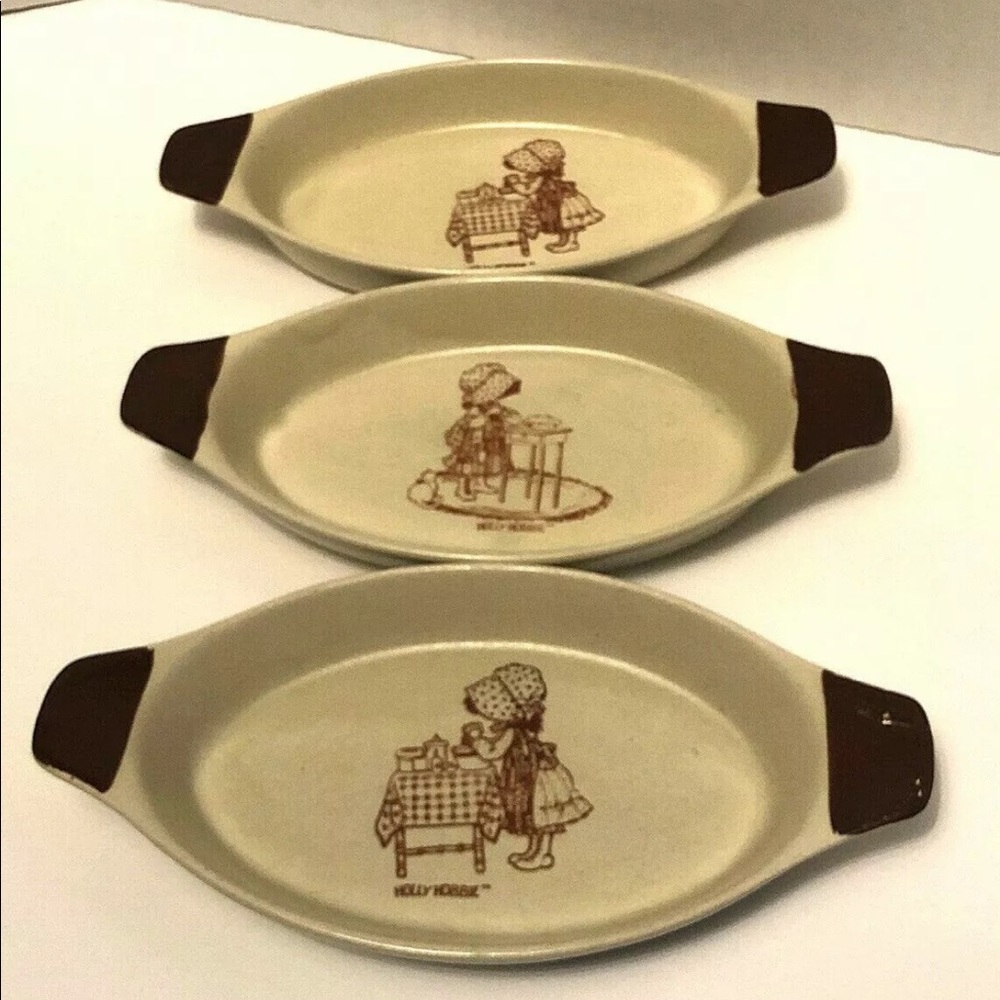 Vintage 1970s Holly Hobbie Oven Proof Dishes (3)